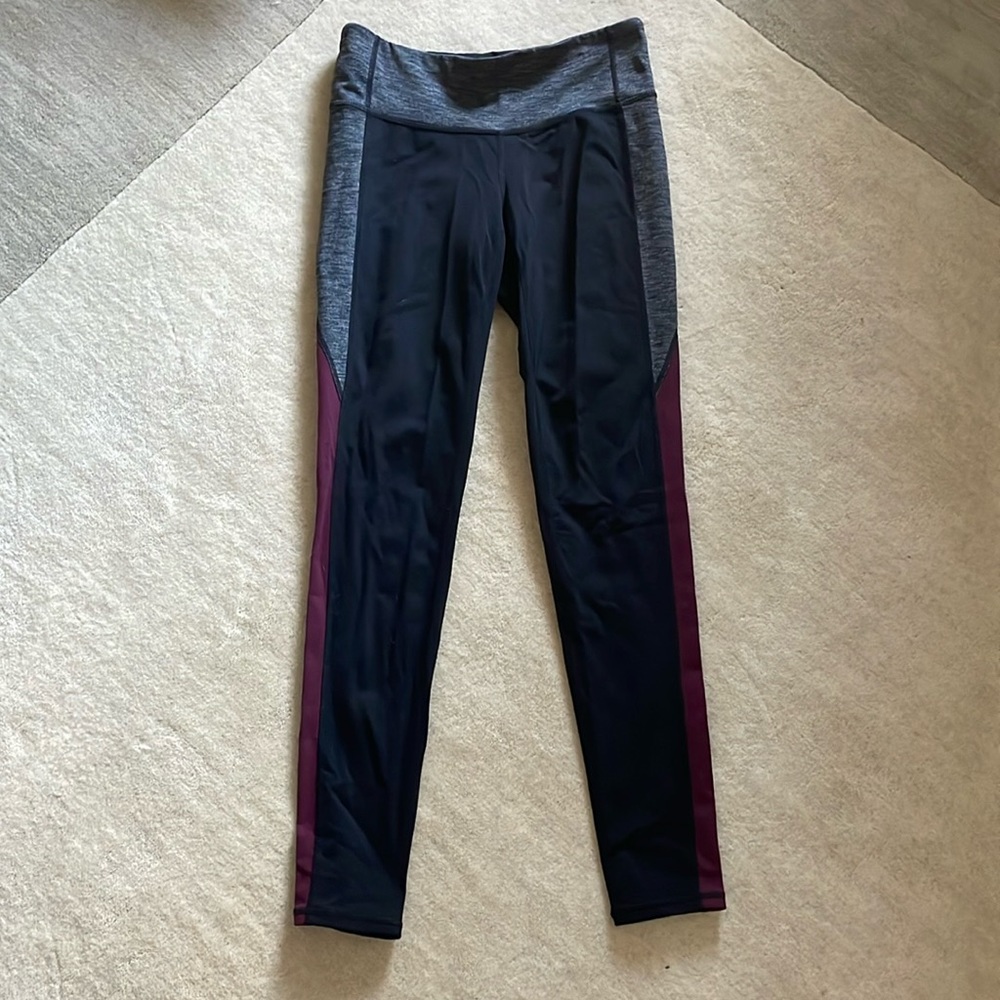 Athleta leggings, size small